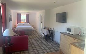Inverness City Studio Apartment Sleeps 2